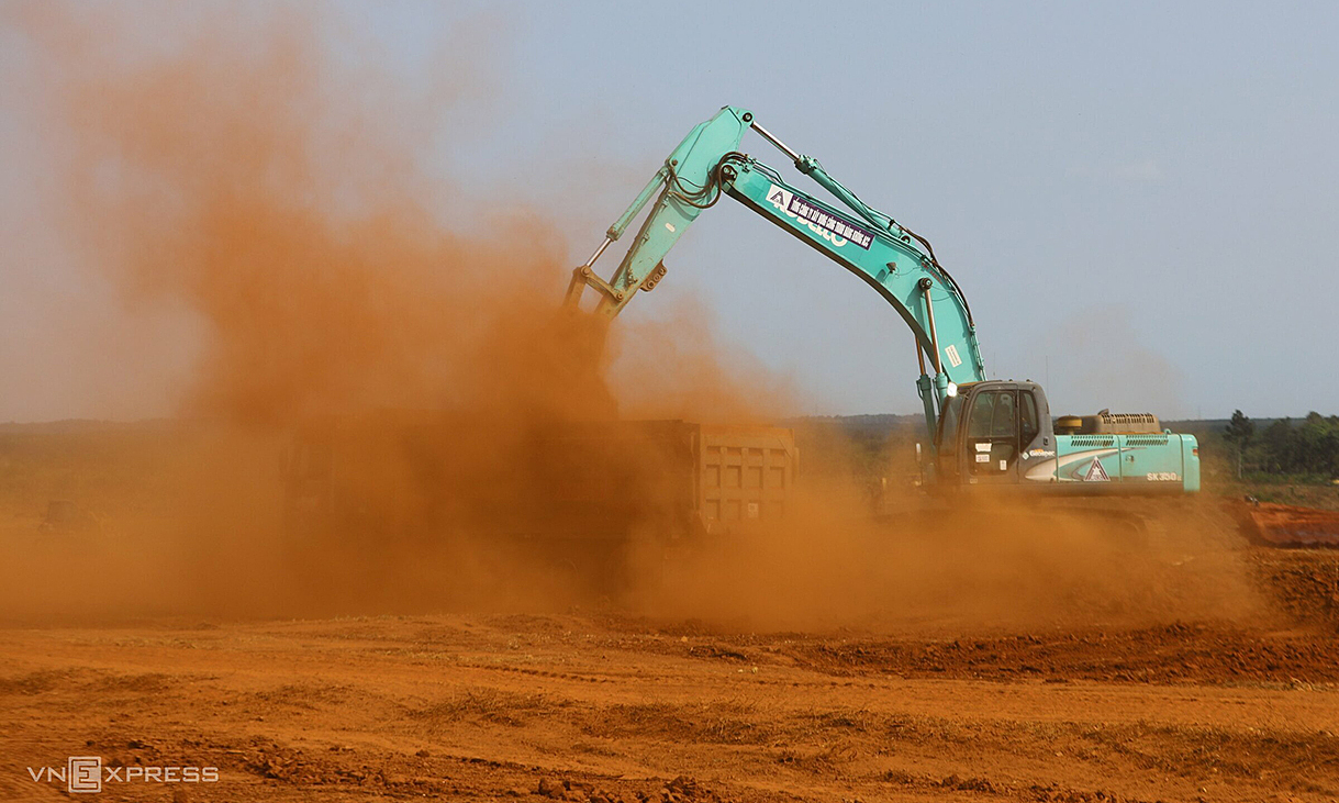 A few households steadfastly refuse relocation from Long Thanh airport  construction site in southern Vietnam